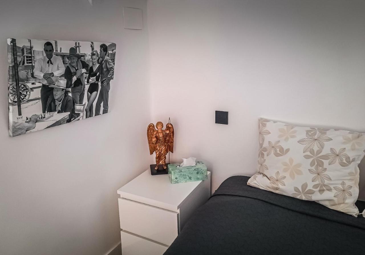 Appartamento Tofi Madrid Esterno foto