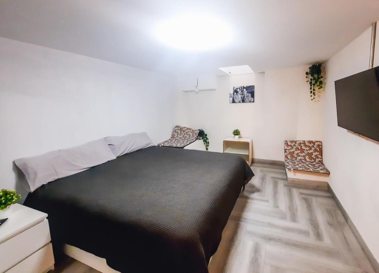Appartamento Tofi Madrid Esterno foto