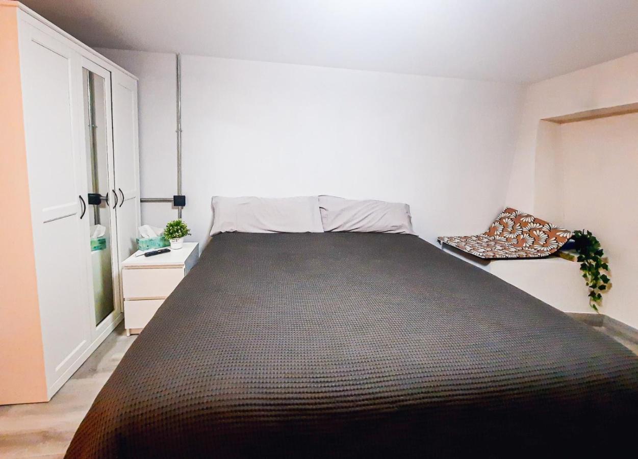 Appartamento Tofi Madrid Esterno foto